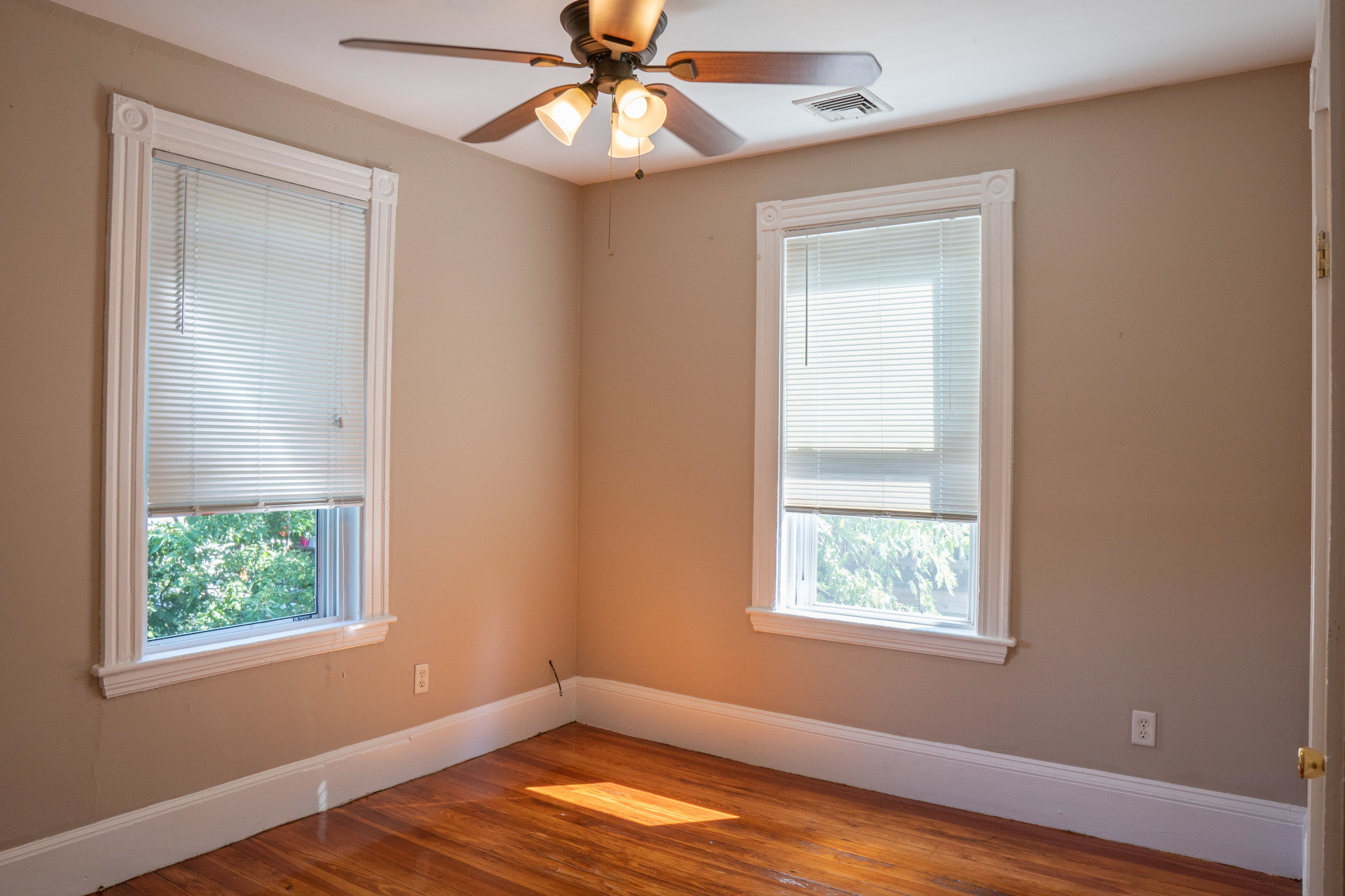 1 Parker Hill Ter, Mission Hill