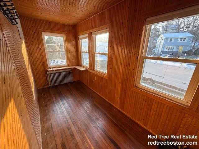 60 Haines St, Medford