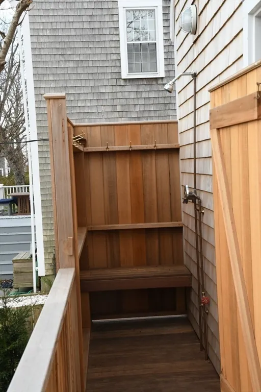 5 Green Ln, Nantucket