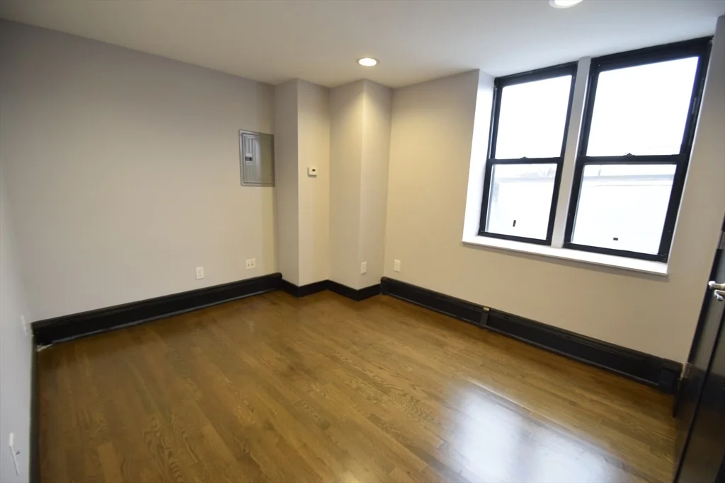 444 Western Ave, Brighton