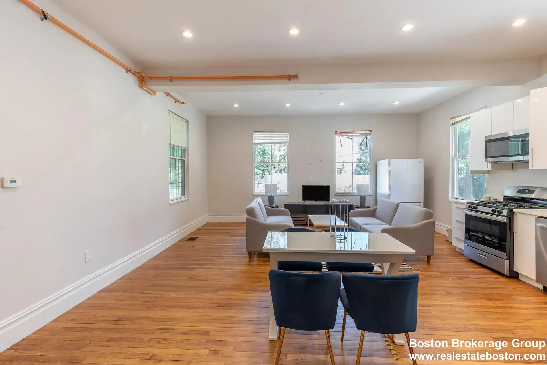 89 Cedar St, Roxbury