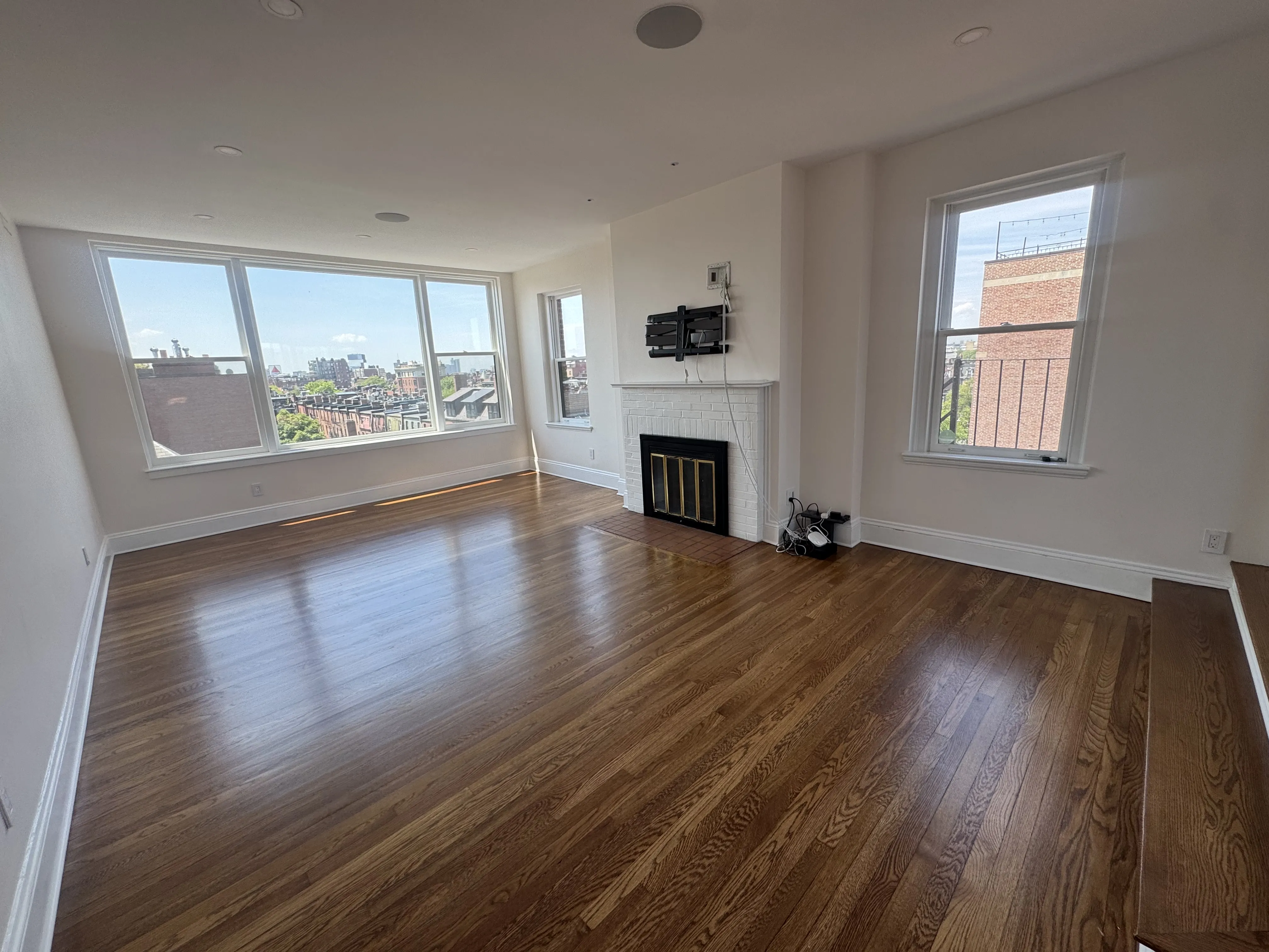 239 Commonwealth Ave, Back Bay