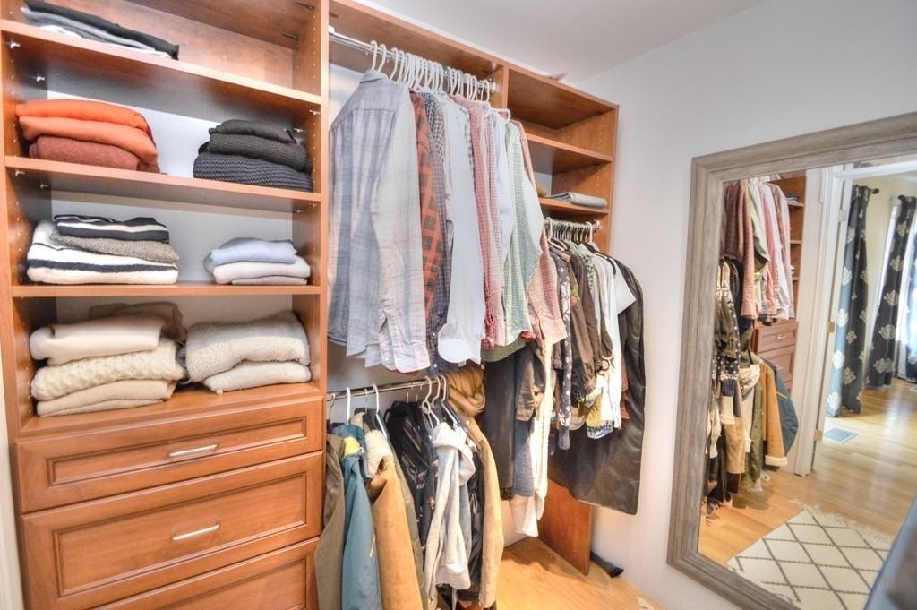 21 Main St, Charlestown