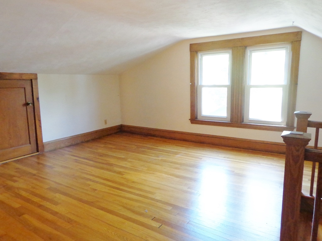 117 Lewis Rd, Belmont