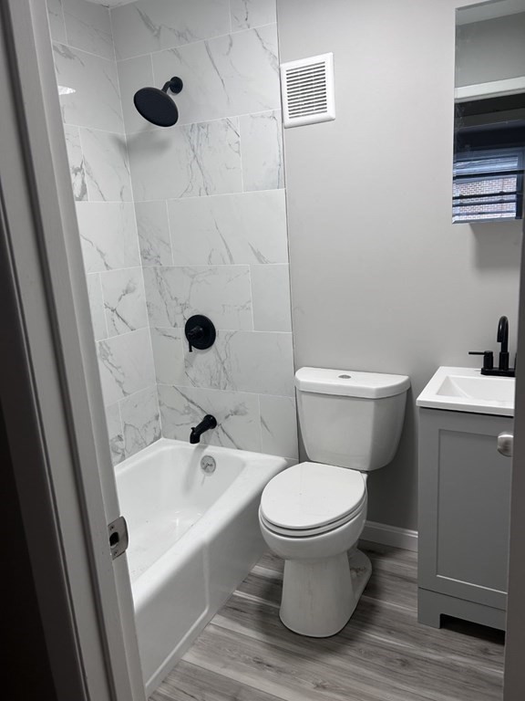 83 Haven St, Reading