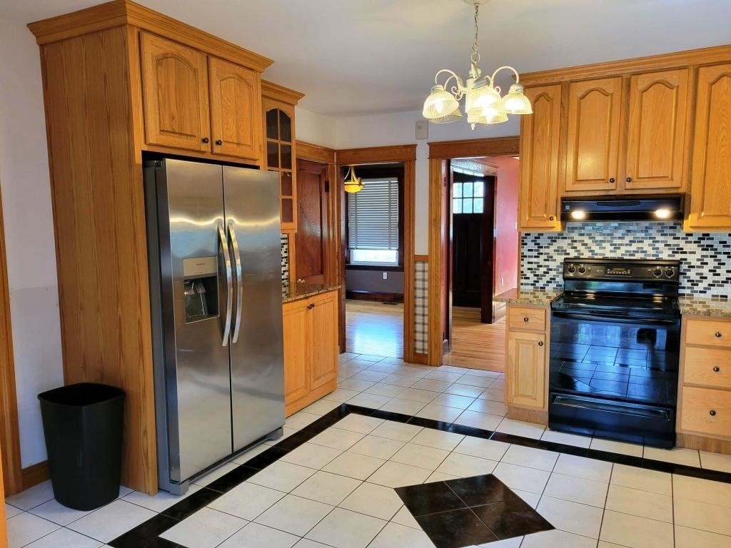 204 Massasoit Rd, Worcester