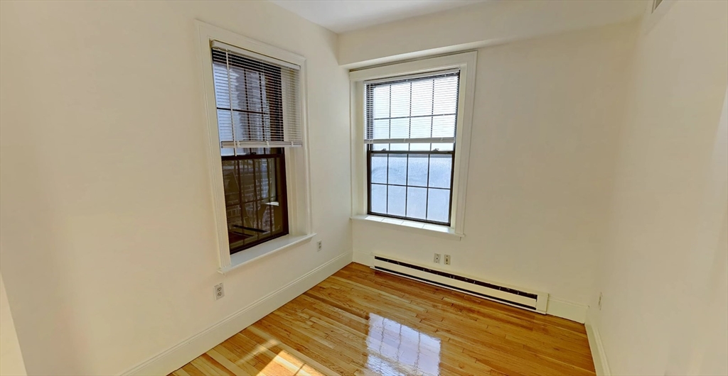 88 West Cedar St, Beacon Hill