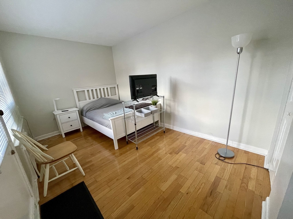 53 Harvard Ave, Brookline