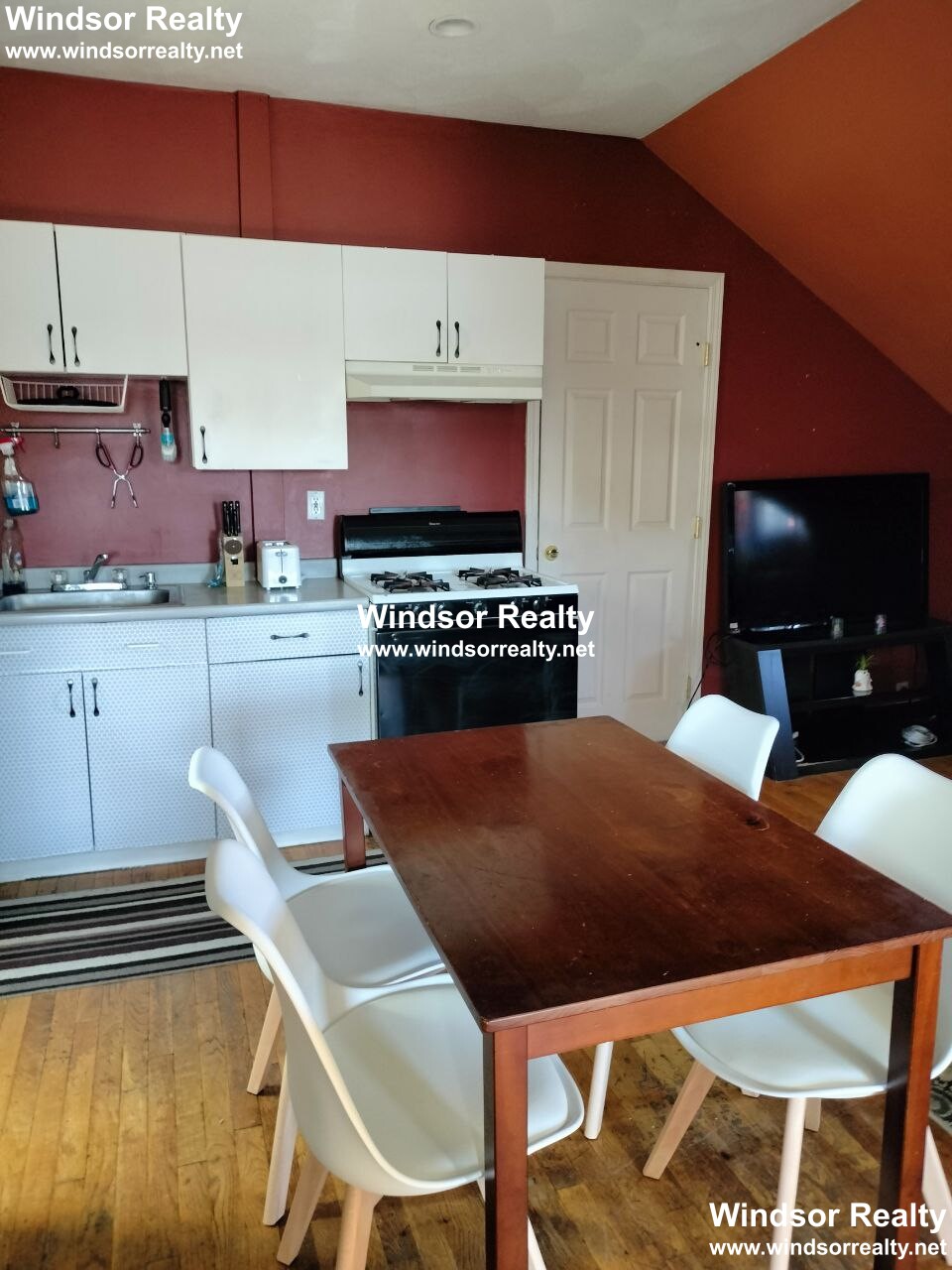 647 Cambridge St, East Cambridge