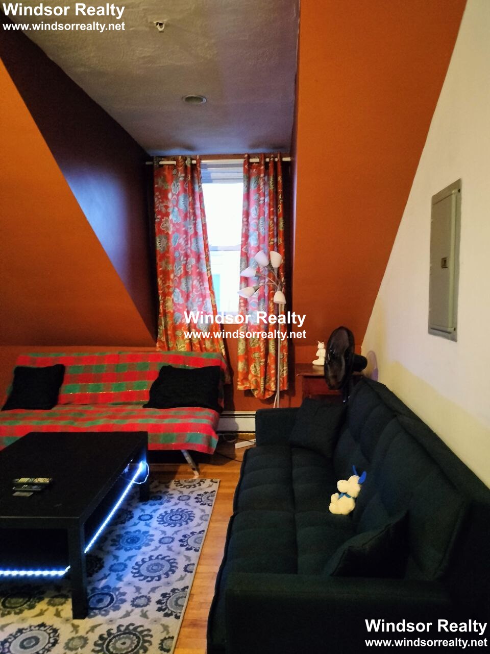 647 Cambridge St, East Cambridge