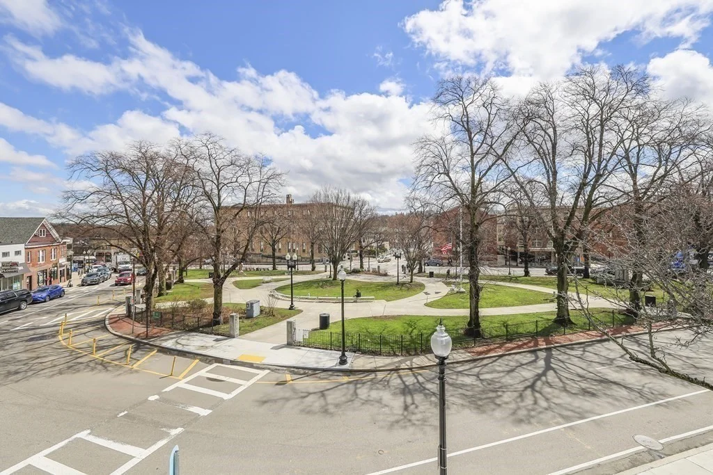 734 South St, Roslindale