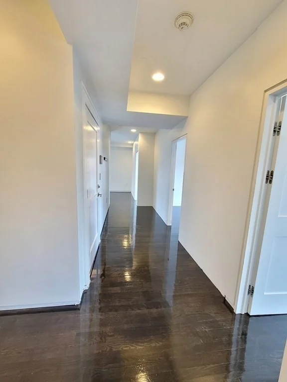 687 E 2nd St, South Boston