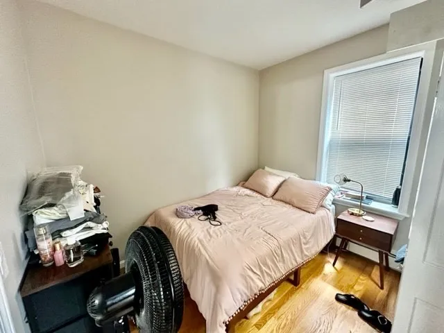 2 Thacher St, North End