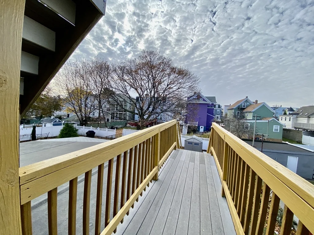 20 Webster Ave, East Somerville