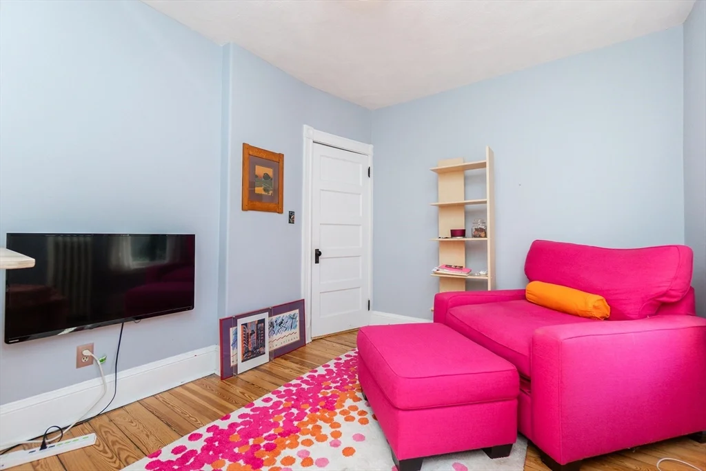 25 Eustis St, Baldwin