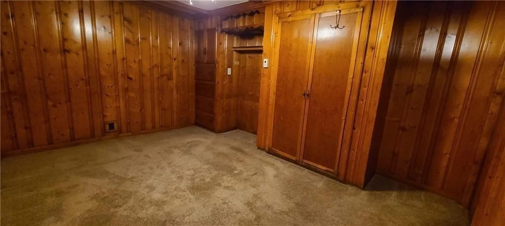 78 Edgewater Dr, Blackstone