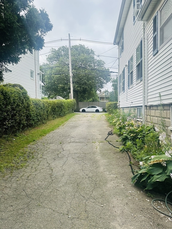 101 Faneuil St, Brighton