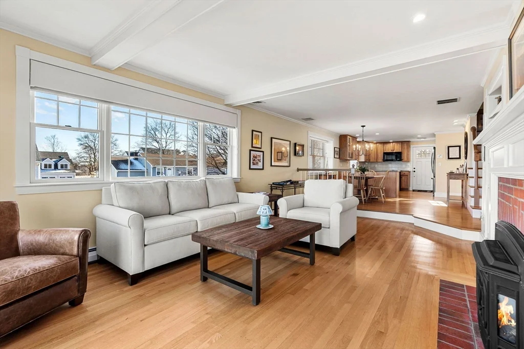 30R Harbor St, Danversport