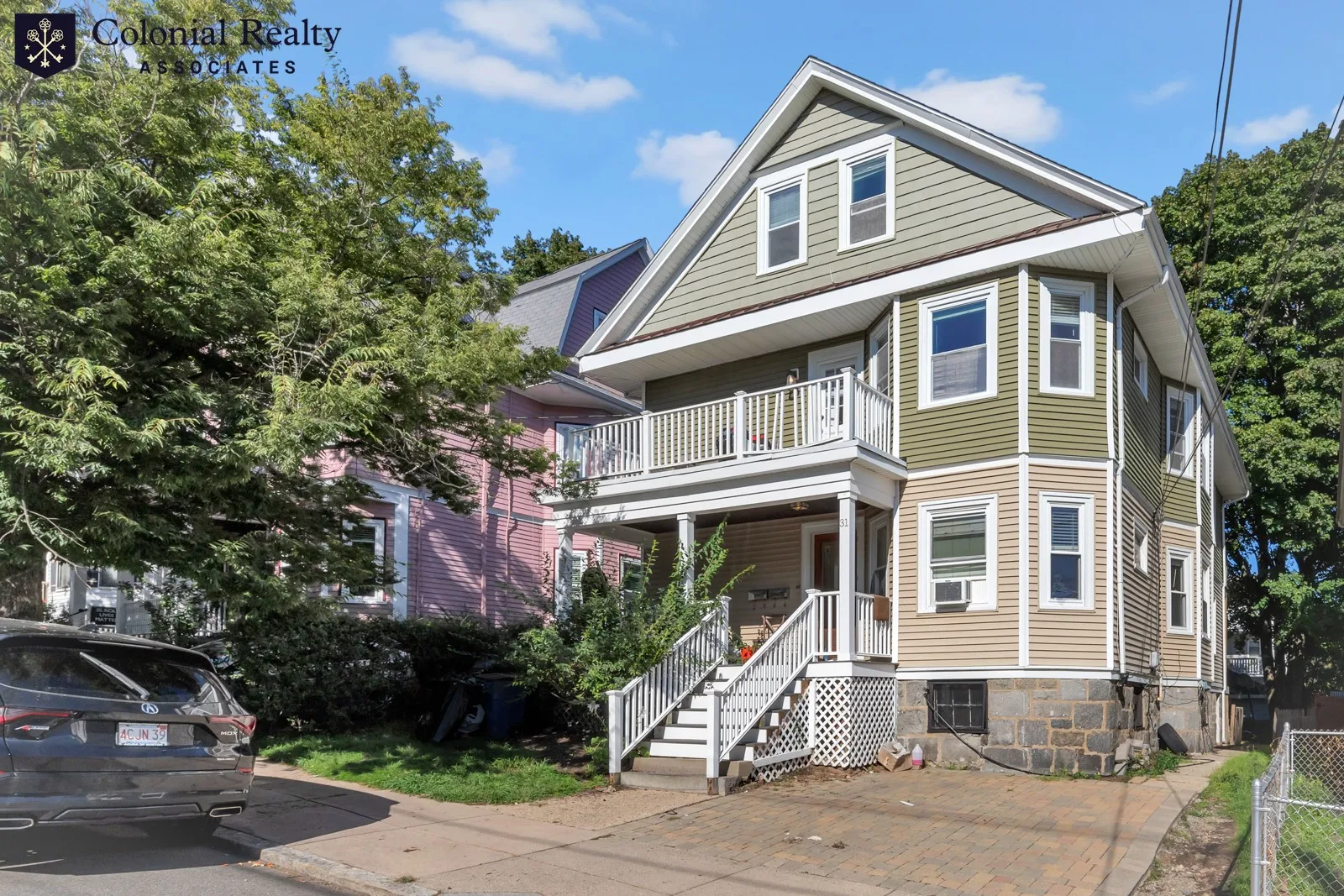 31 Champney St, Oak Square