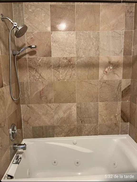 1004 North, Brockton