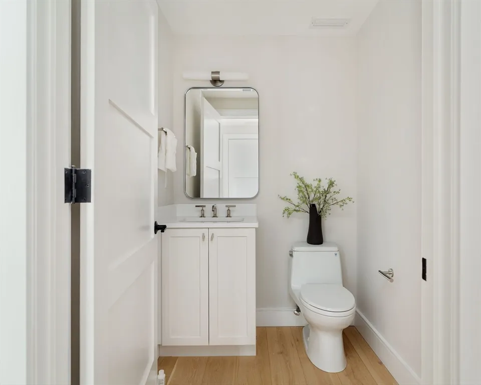 20 Kinmonth Rd, Newton