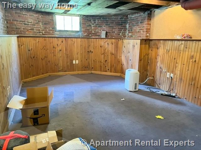 27 Willow Ave, Porter Square