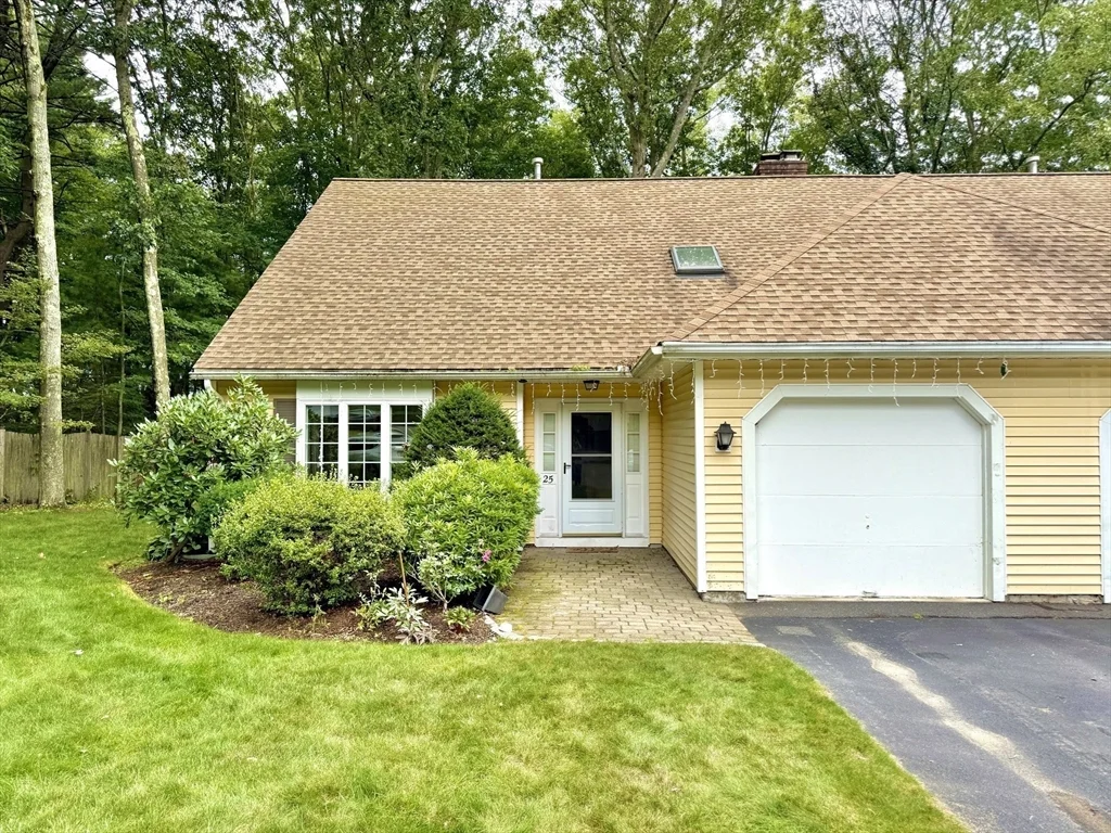 25 Homeward Ln, Natick
