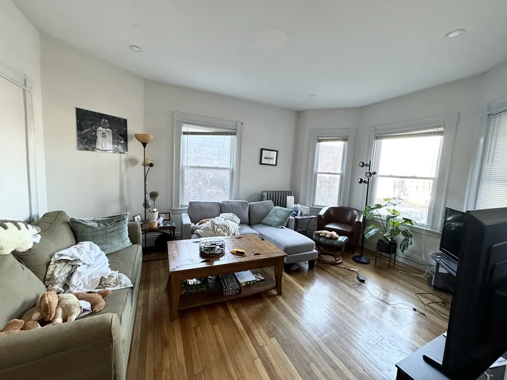 3 Mount Vernon St, Dorchester