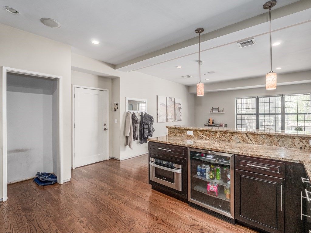 350 West Broadway, South Boston