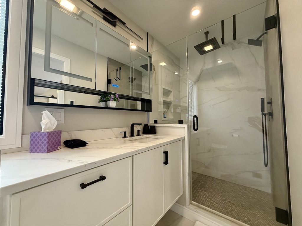 14 Bernard Circle, Tisbury