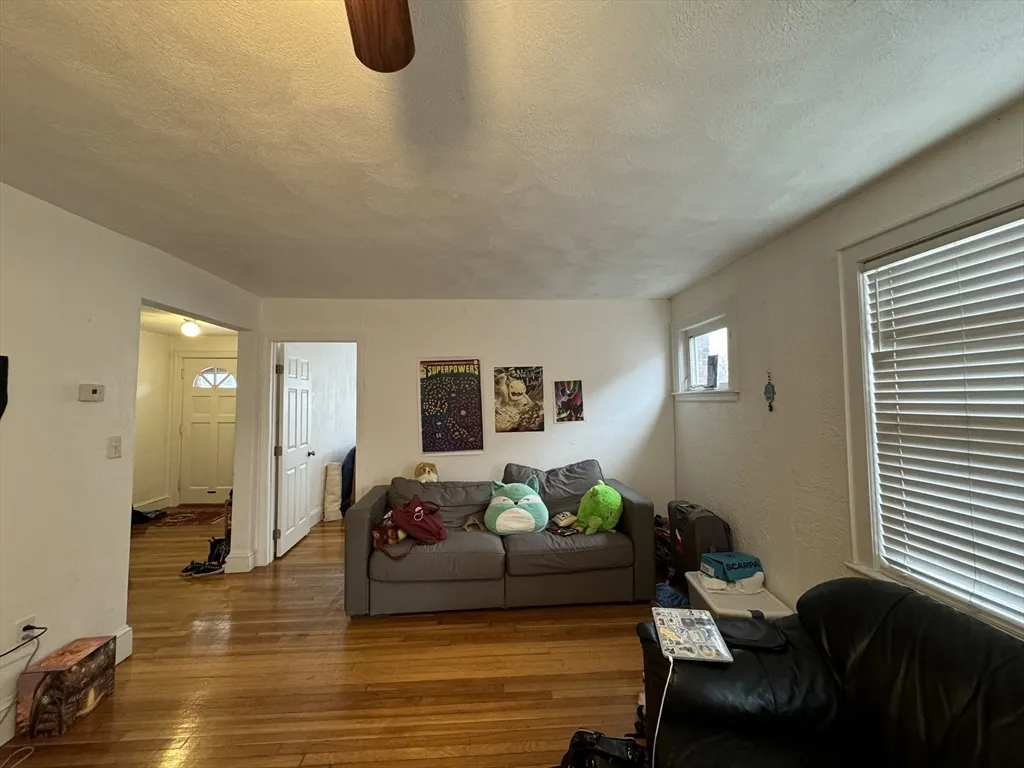 481 Washington St, Brighton