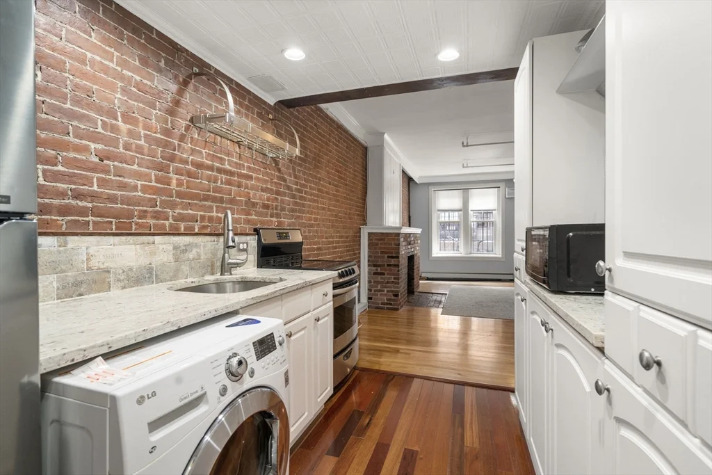 167 Beacon St, Back Bay