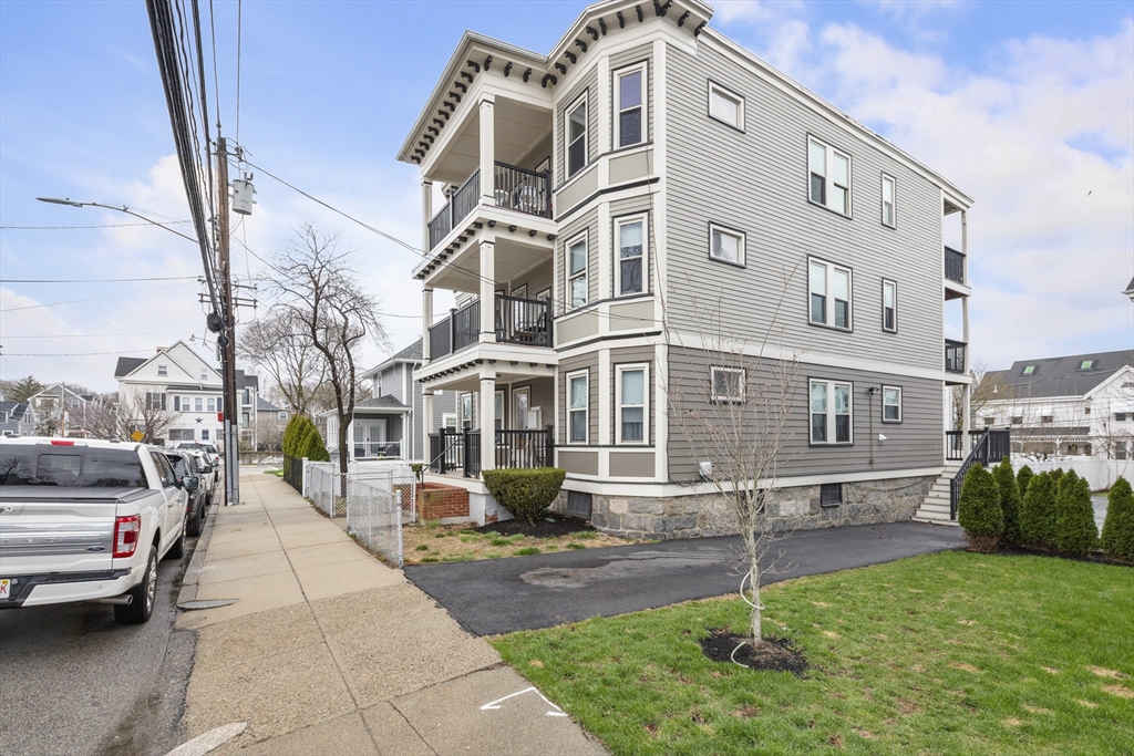 8 Hallet St, Dorchester