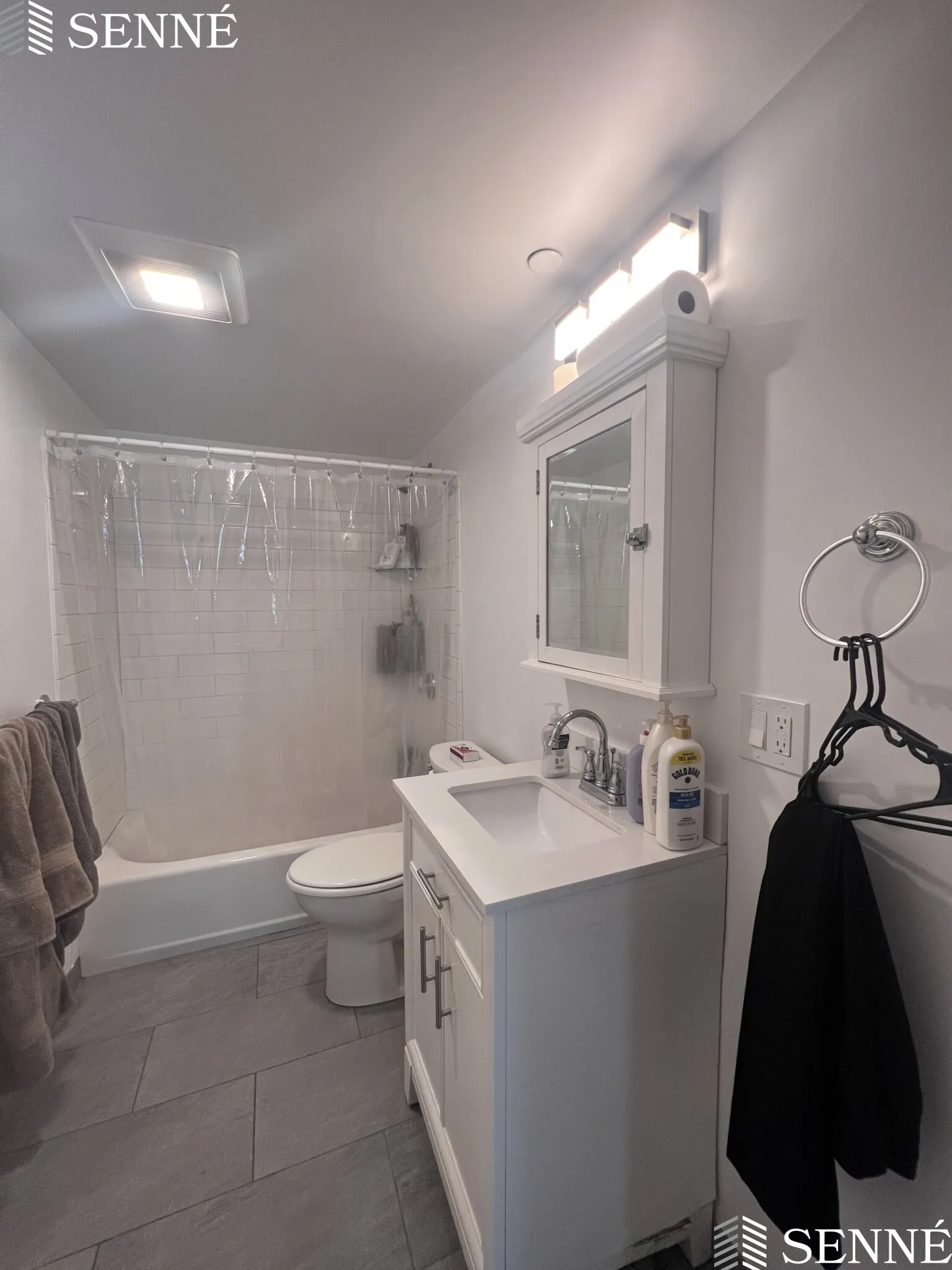 3 Linnaean St, Neighborhood Nine