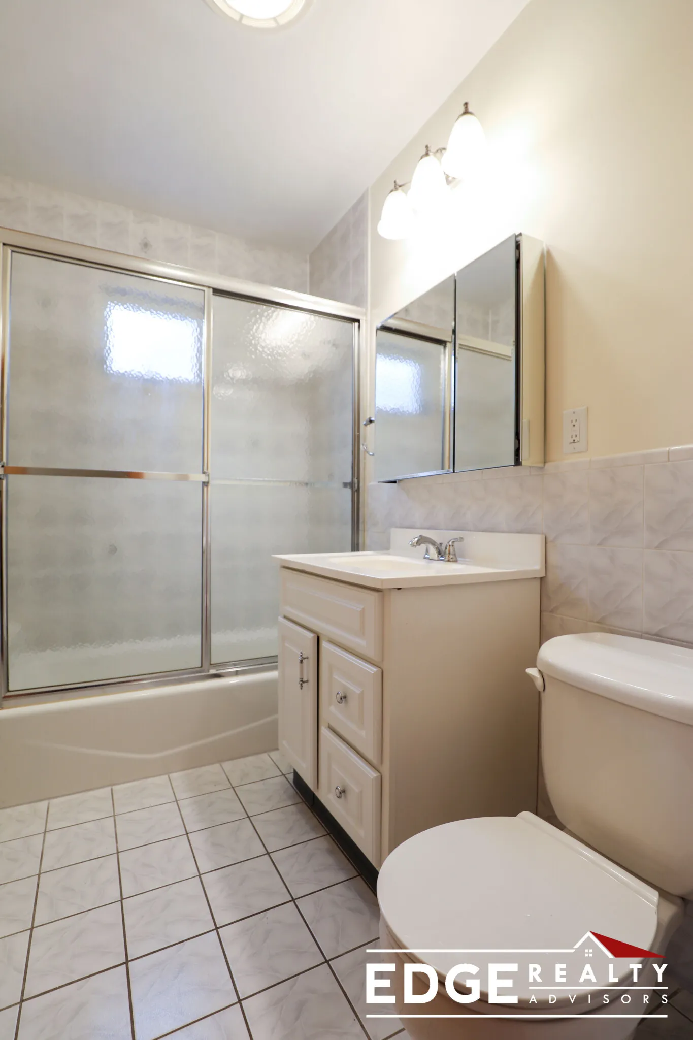 12 Montcalm Ave, Oak Square