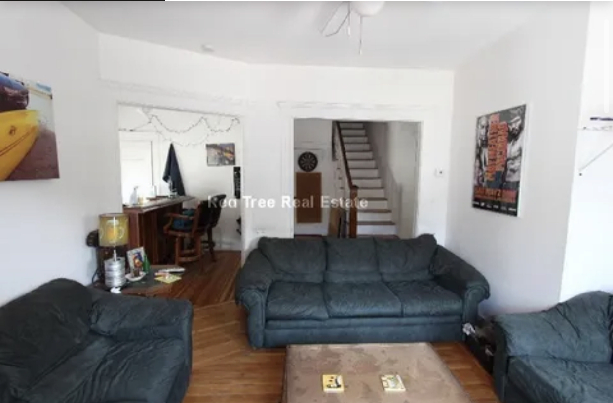 140 Brooks St, Oak Square