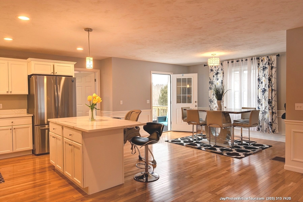 110 Apricot St, Webster Square