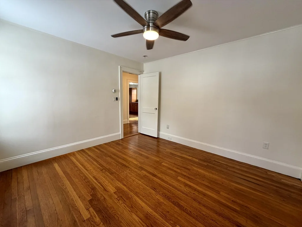 31 Oakley Rd, Watertown