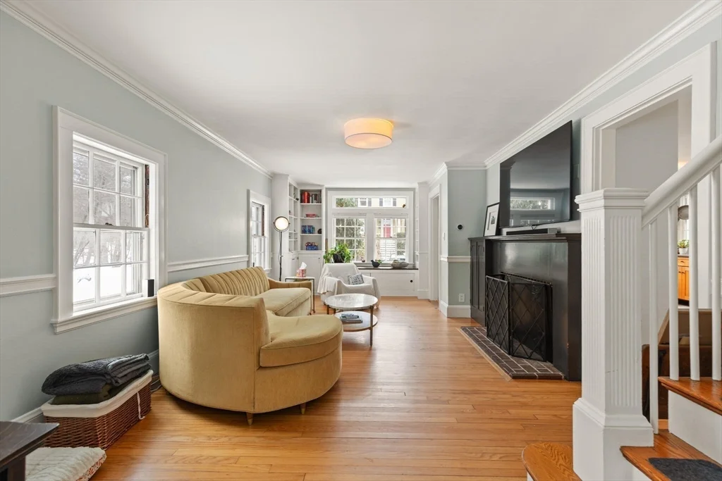 36 Joyce Rd, Medford