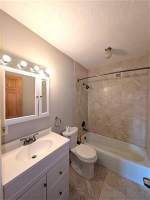 19 Arizona Ter, Arlington