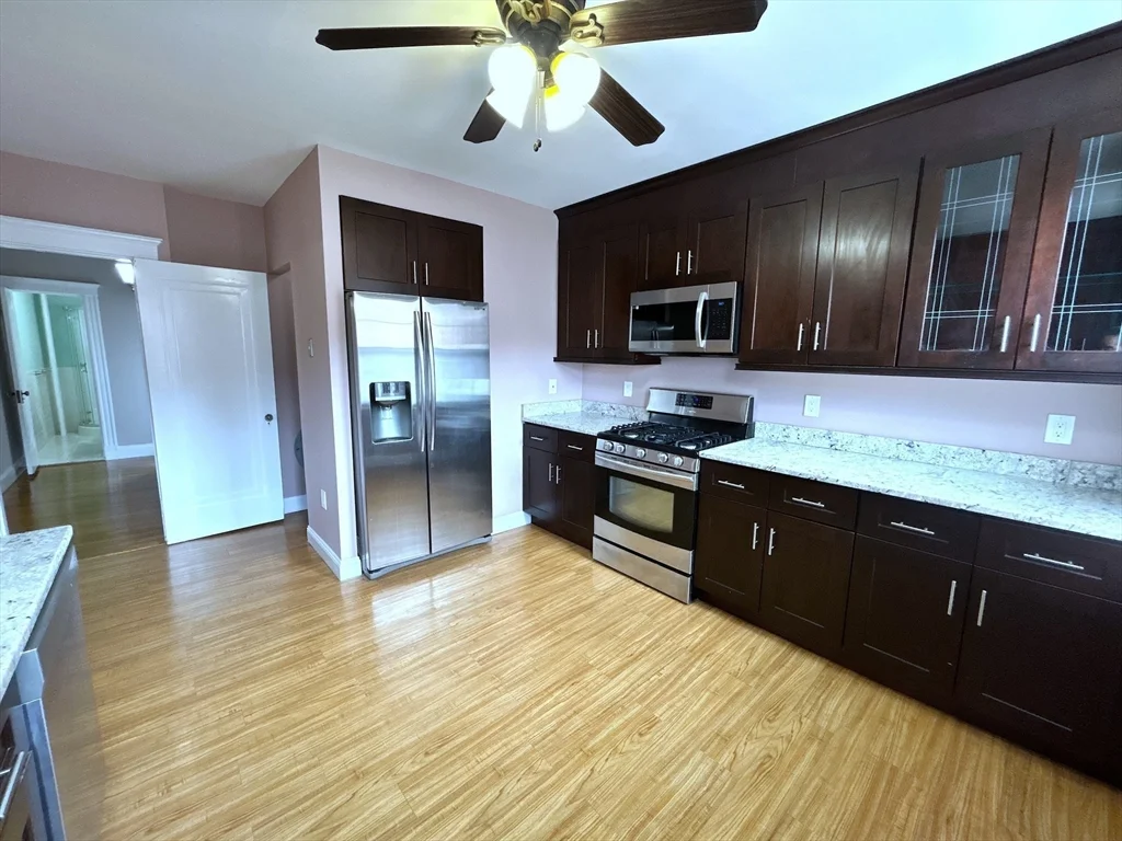 6 Alton Ct, Coolidge Corner