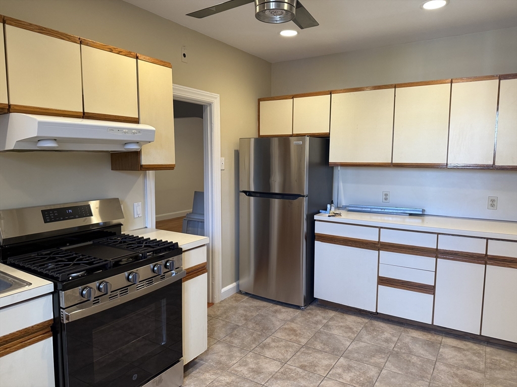 102 Sewall Ave, Coolidge Corner