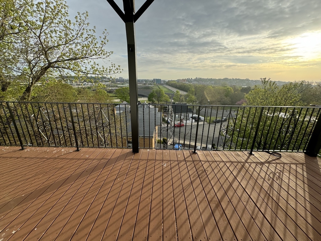 7 Orient Ave, East Boston