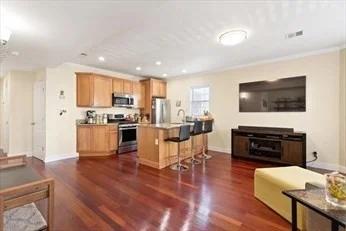 80 Allston St, Cambridgeport