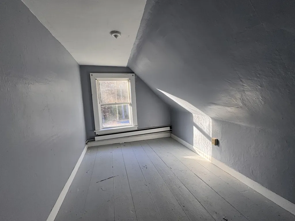 258 Walnut St, Bridgewater