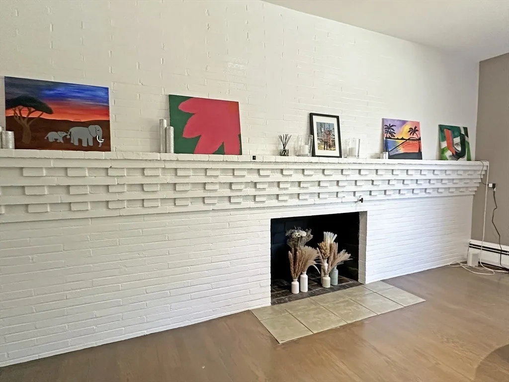 6 Brownson Ter, Jamaica Plain