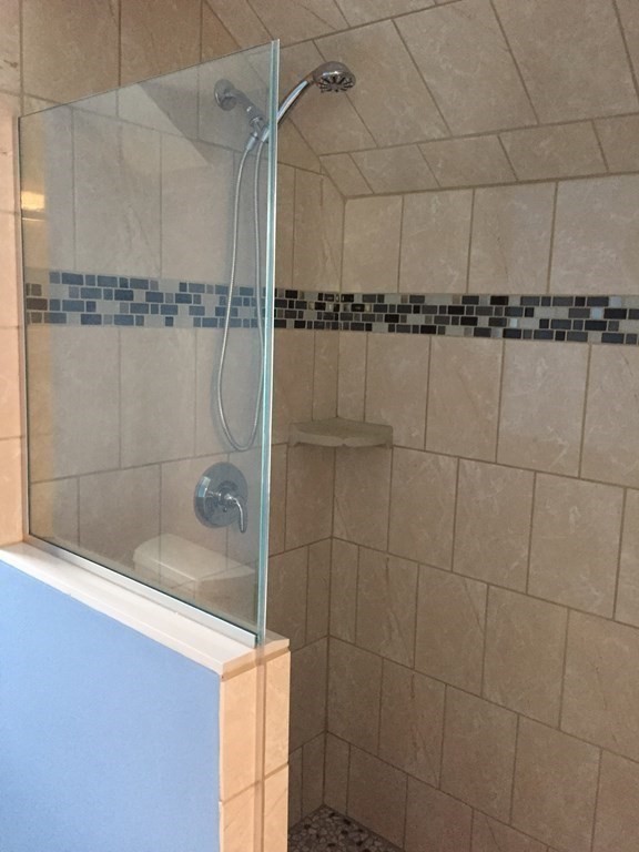 75 Chapel St, Shirley