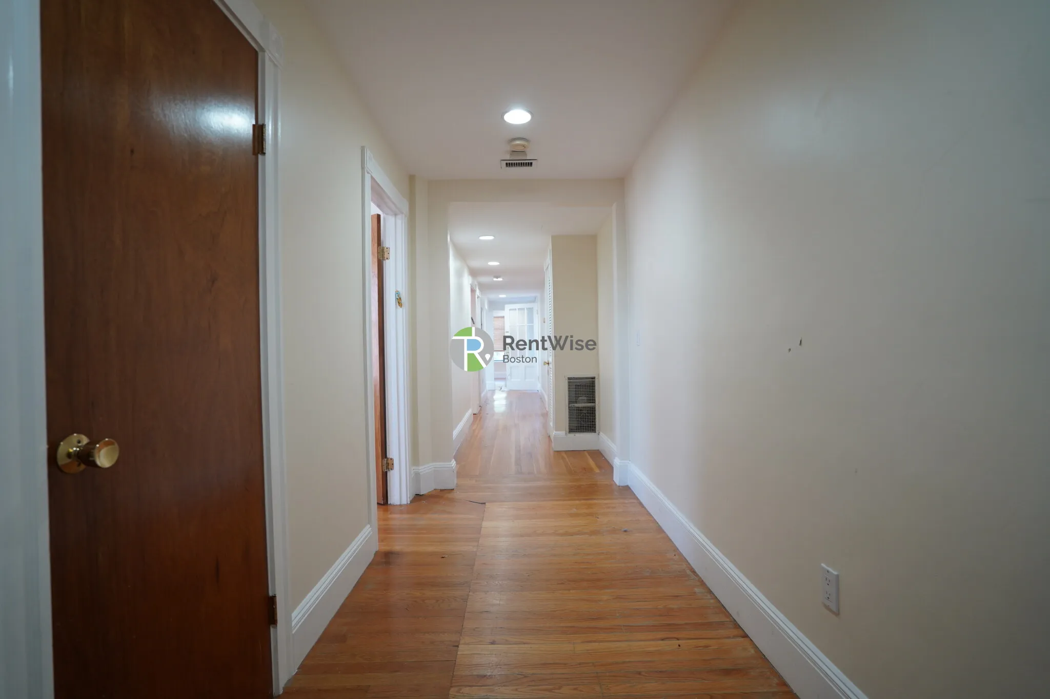 12 Dean Rd, Brookline