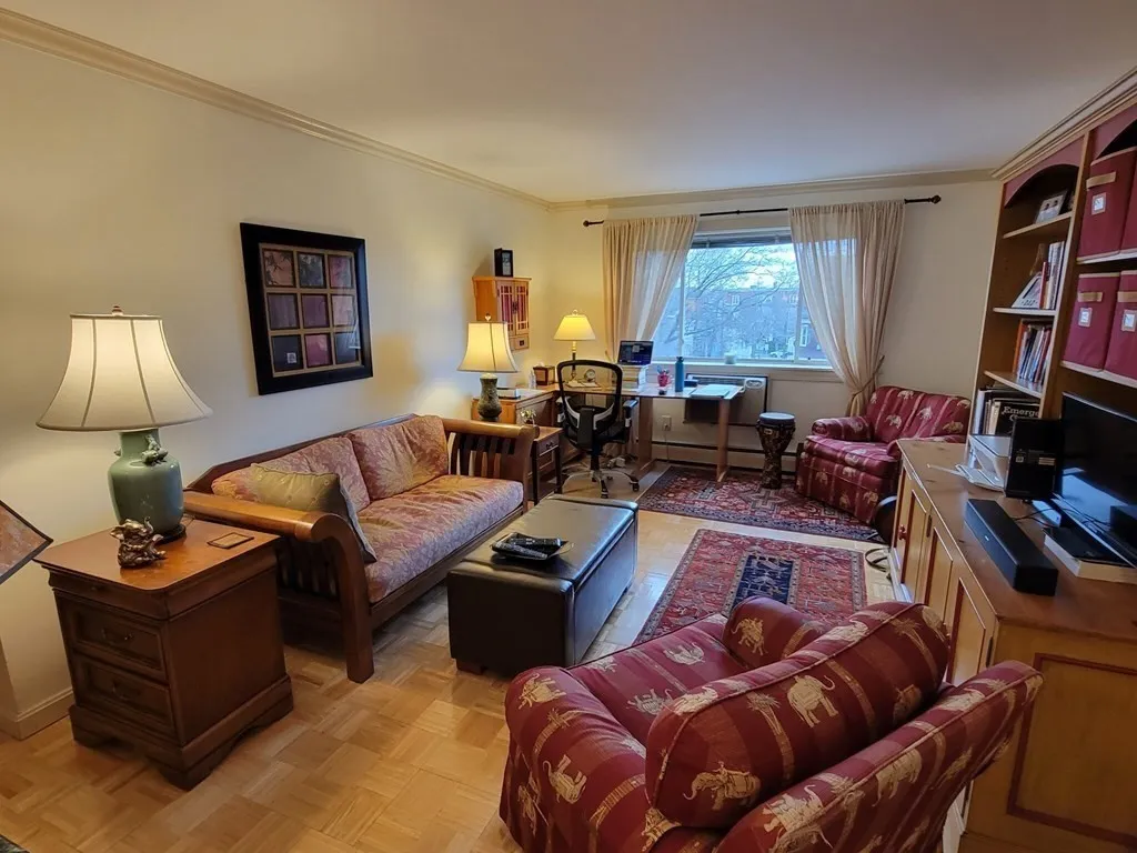 329 Harvard St, Mid-Cambridge