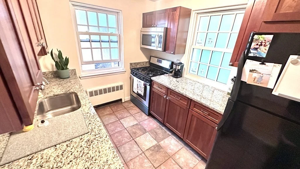 648 Washington St, Coolidge Corner